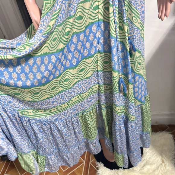 ANISA Women’s Open Back V- Neck Maxi Dress 100% silk - Picture 6 of 13